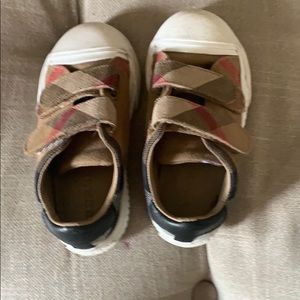 Burberry shoes lil boys
